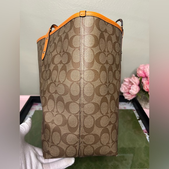 Coach Signature Reversible Tote Brown with Orange Trim and Pouch - Picture 7 of 16